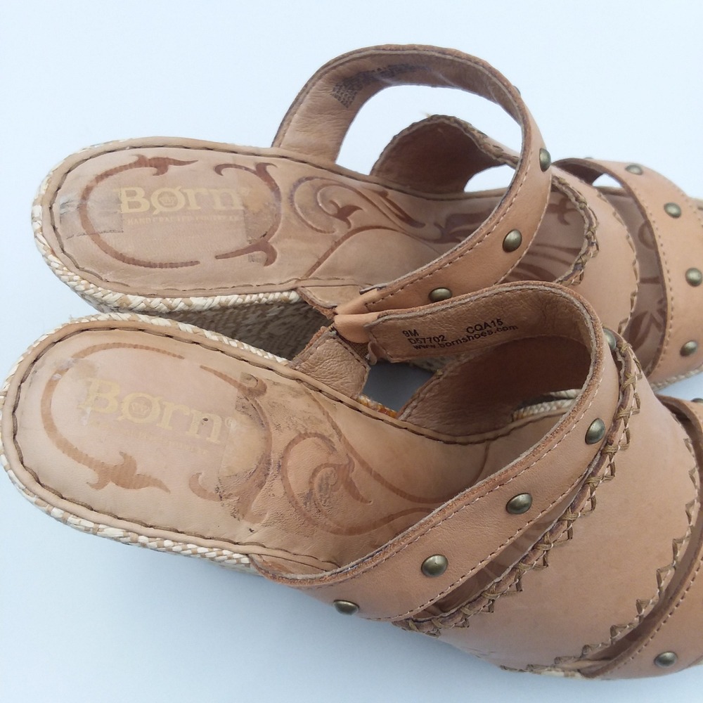 Born Borini Tan Leather Raffia Wedge Sandals Studded Straps Women's 9M Boho - Picture 13 of 16